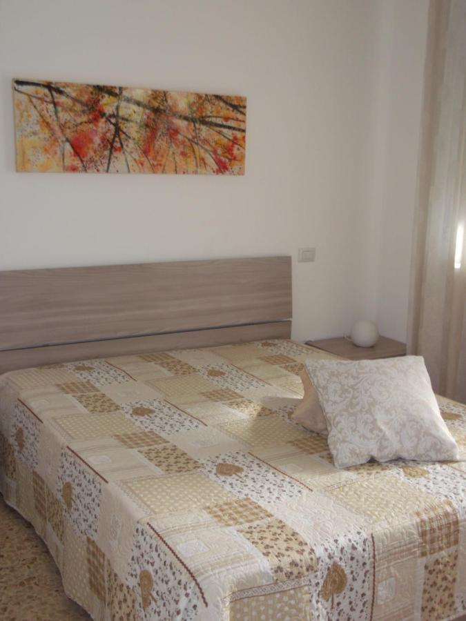 Da Livia Apartment โลโกโรตอนโด ภายนอก รูปภาพ