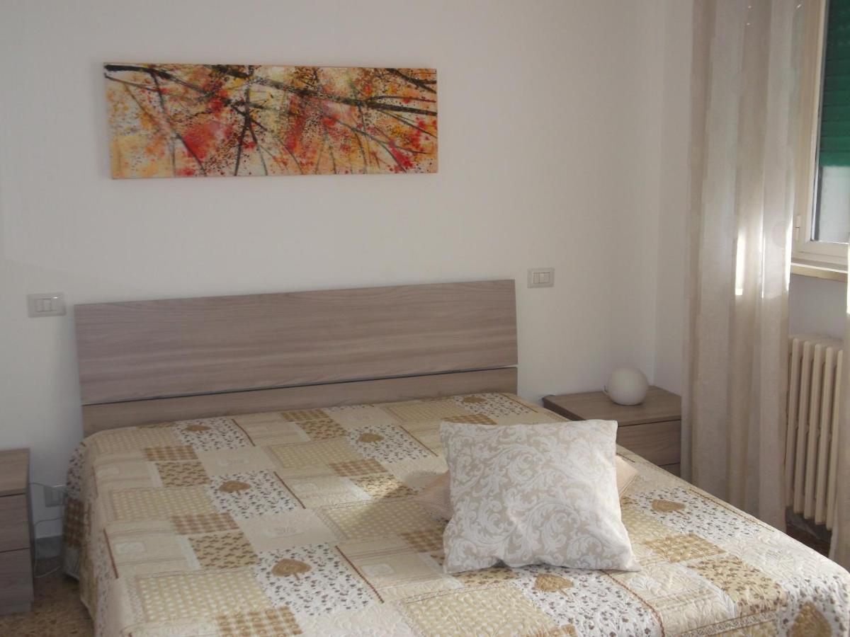 Da Livia Apartment โลโกโรตอนโด ภายนอก รูปภาพ