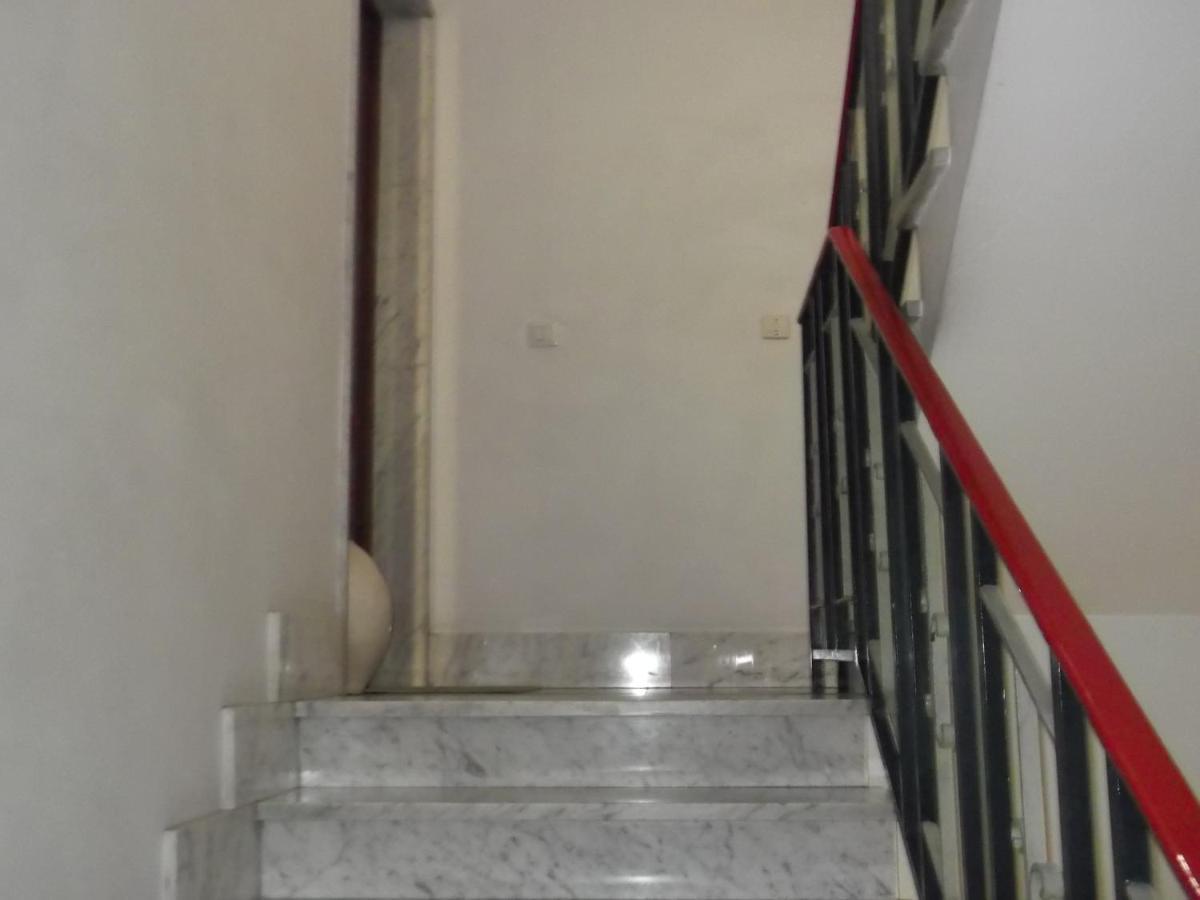 Da Livia Apartment โลโกโรตอนโด ภายนอก รูปภาพ